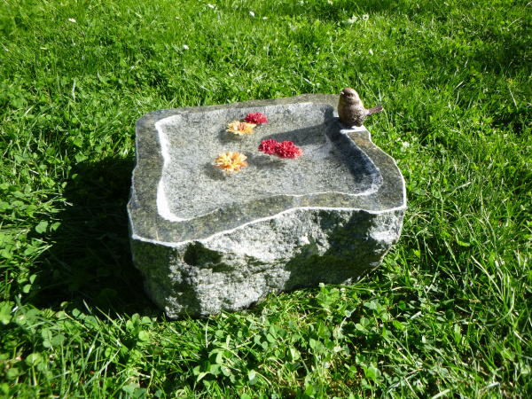 Vogeltränke aus Granit 33, Unikat